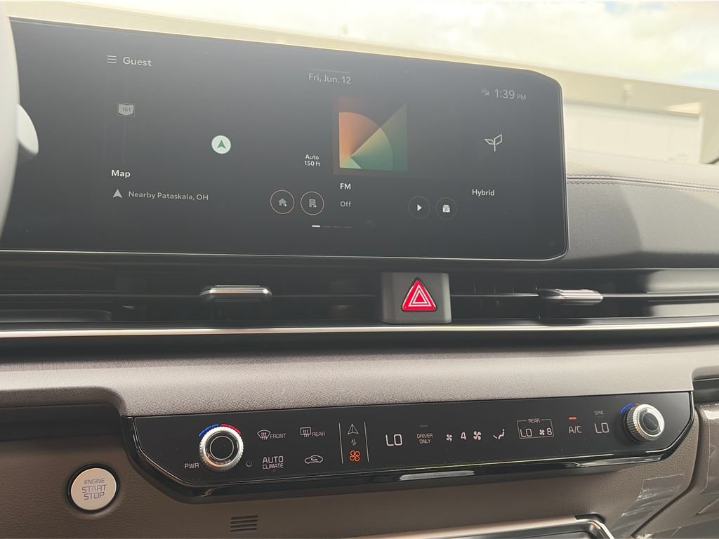 New 2026 Kia Carnival EX FWD image 19