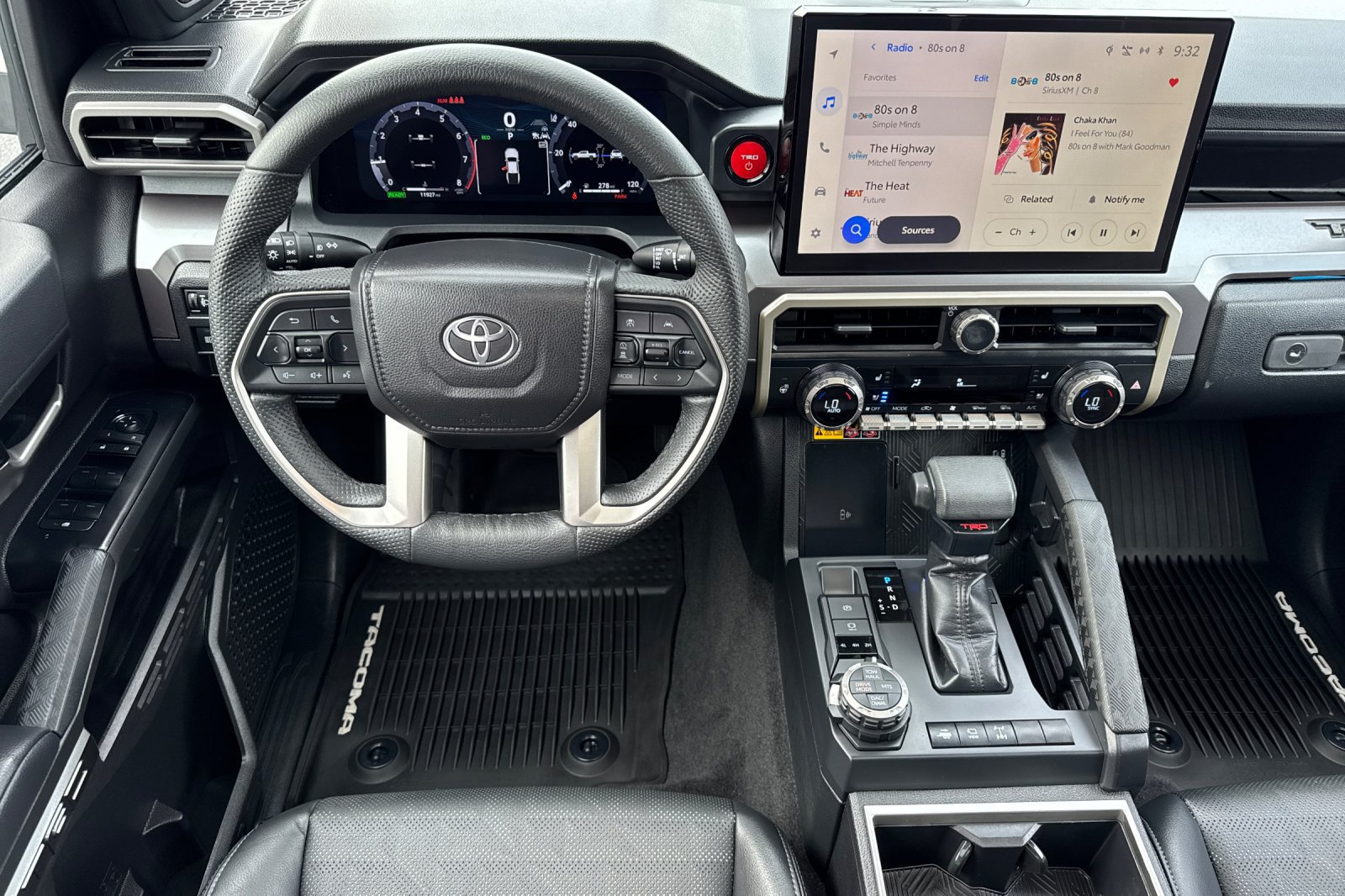 Certified 2025 Toyota Tacoma TRD Off-Road AWD/4WD image 19