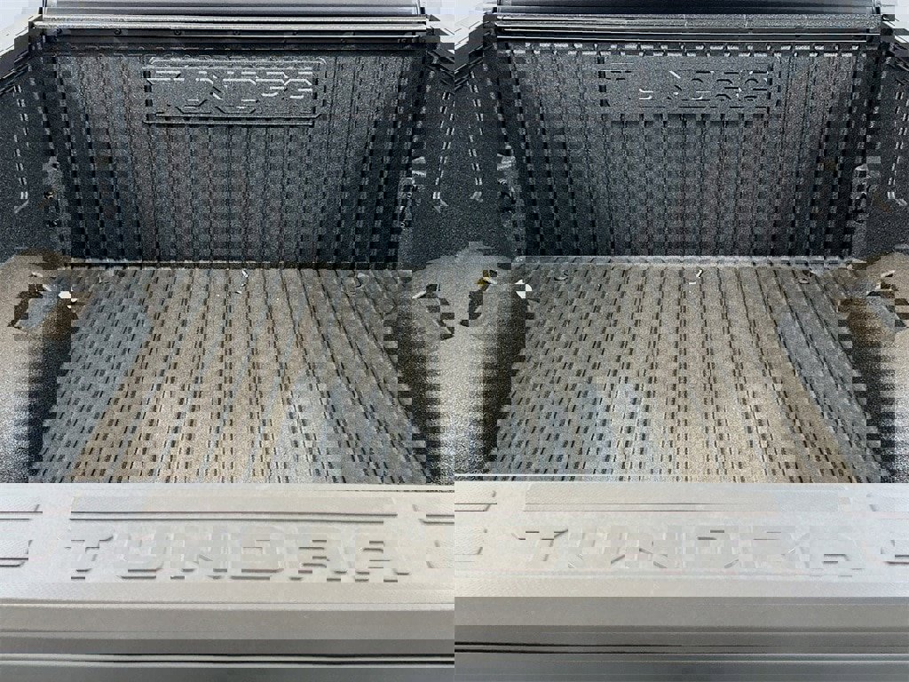 New 2026 Toyota Tundra SR image 7