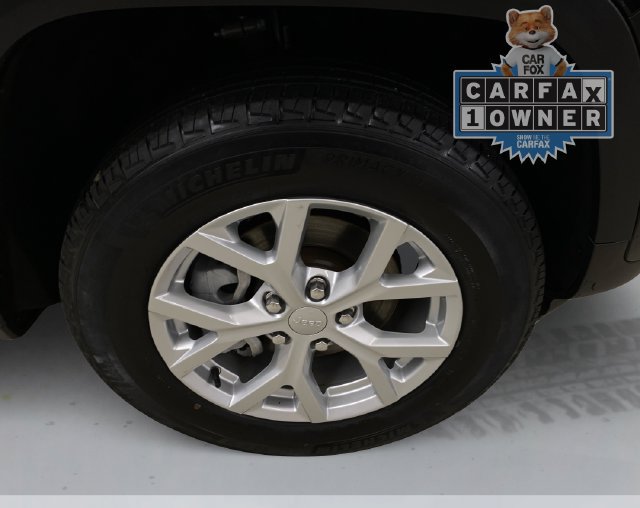 Used 2023 Jeep Grand Cherokee Limited AWD/4WD image 17