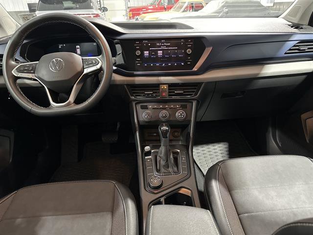 Certified 2022 Volkswagen Taos SE image 21