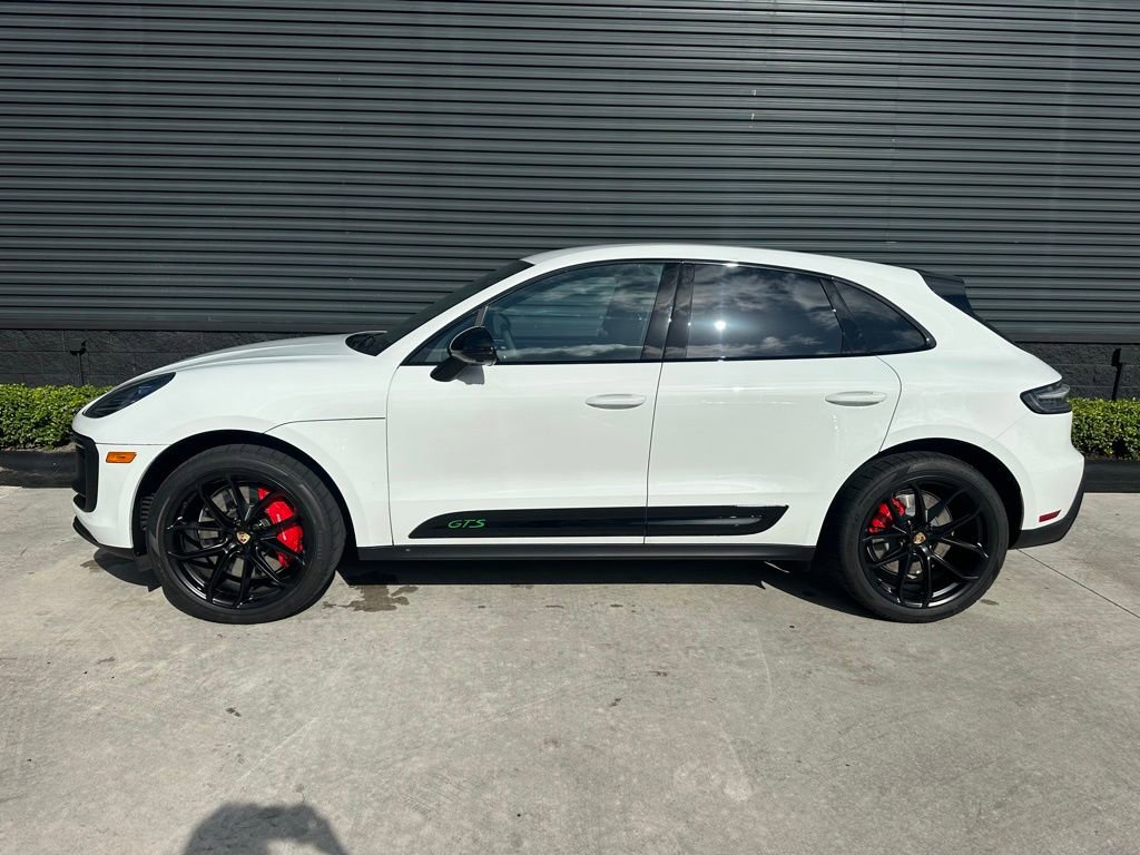 Certified 2026 Porsche Macan GTS image 2