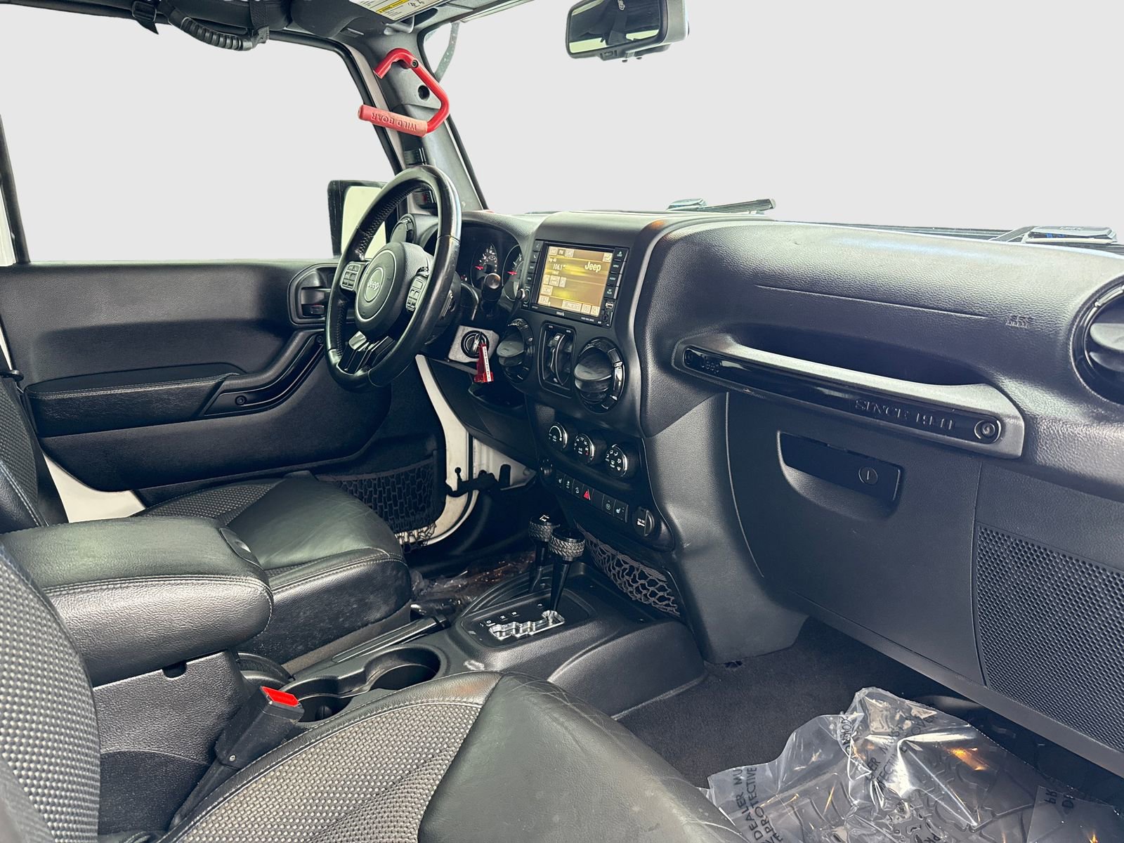 Used 2016 Jeep Wrangler Unlimited Sahara image 40