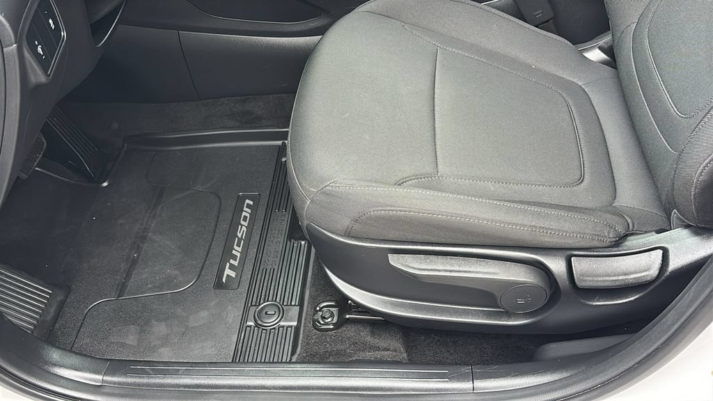 Used 2024 Hyundai Tucson SE AWD/4WD image 25
