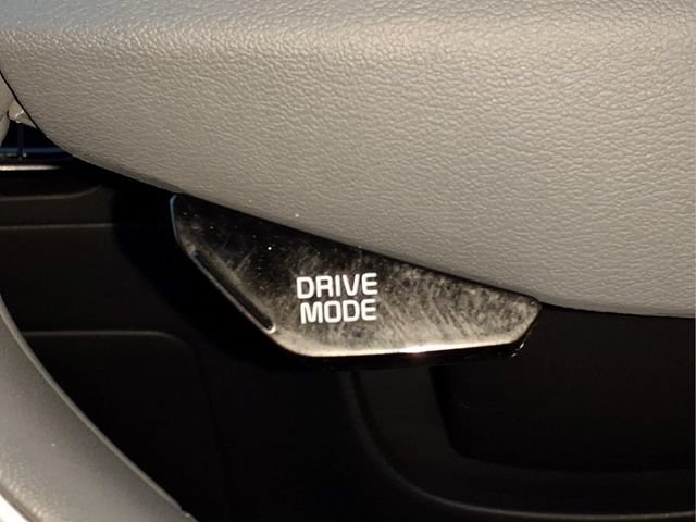 Used 2024 Kia Niro EX Touring FWD image 29