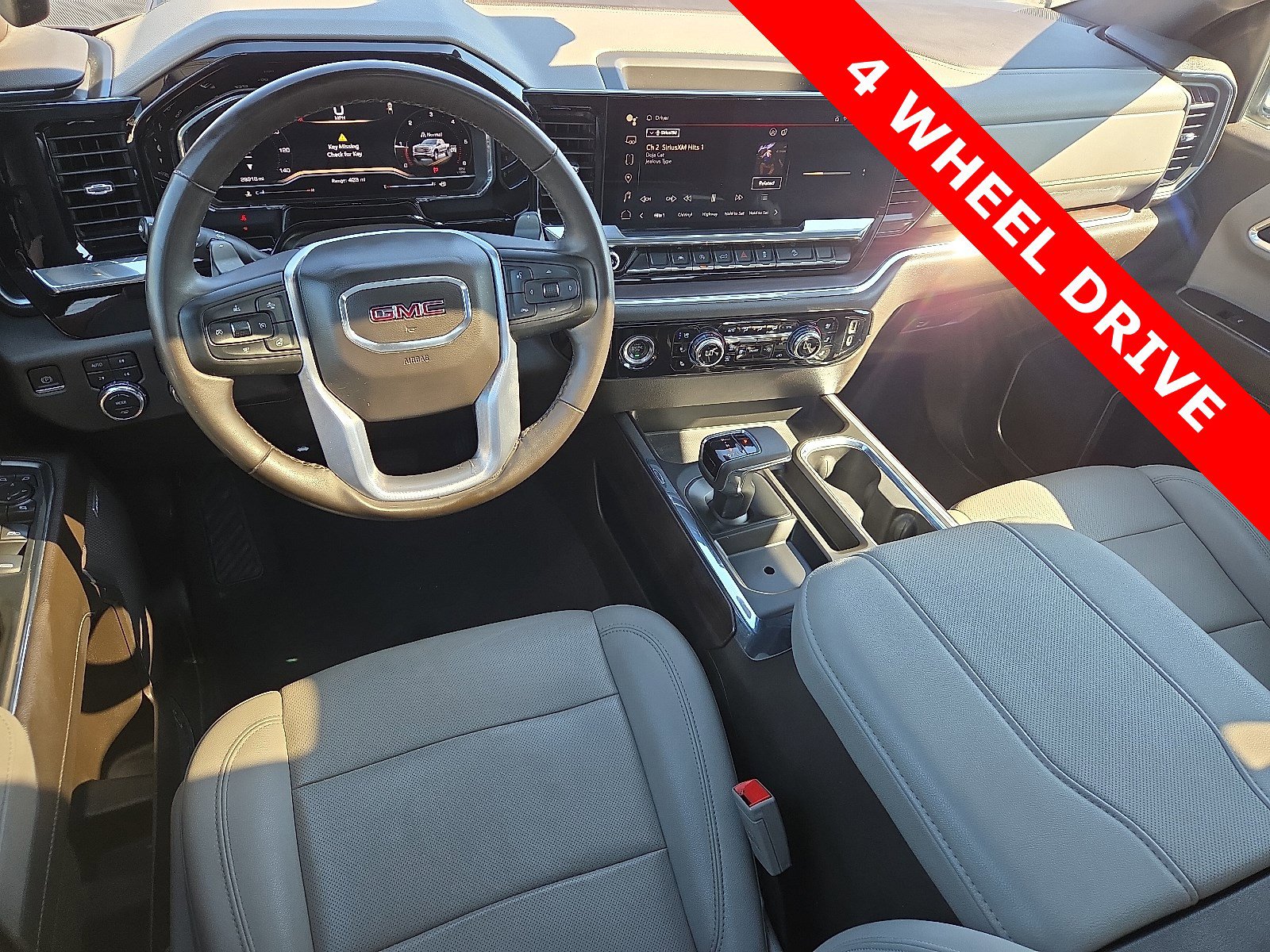 Used 2023 GMC Sierra 1500 SLT image 11