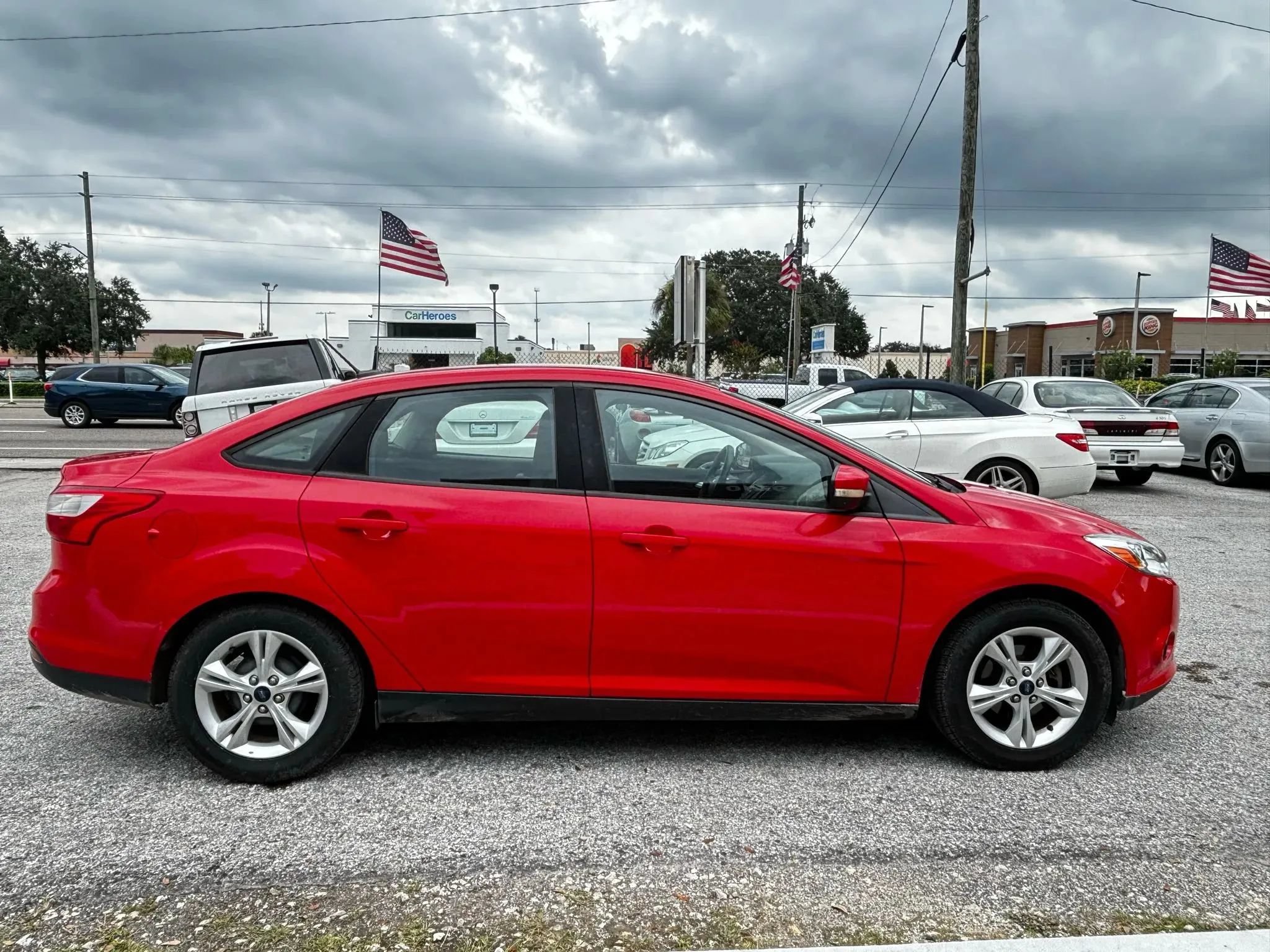 Used 2014 Ford Focus SE FWD image 6
