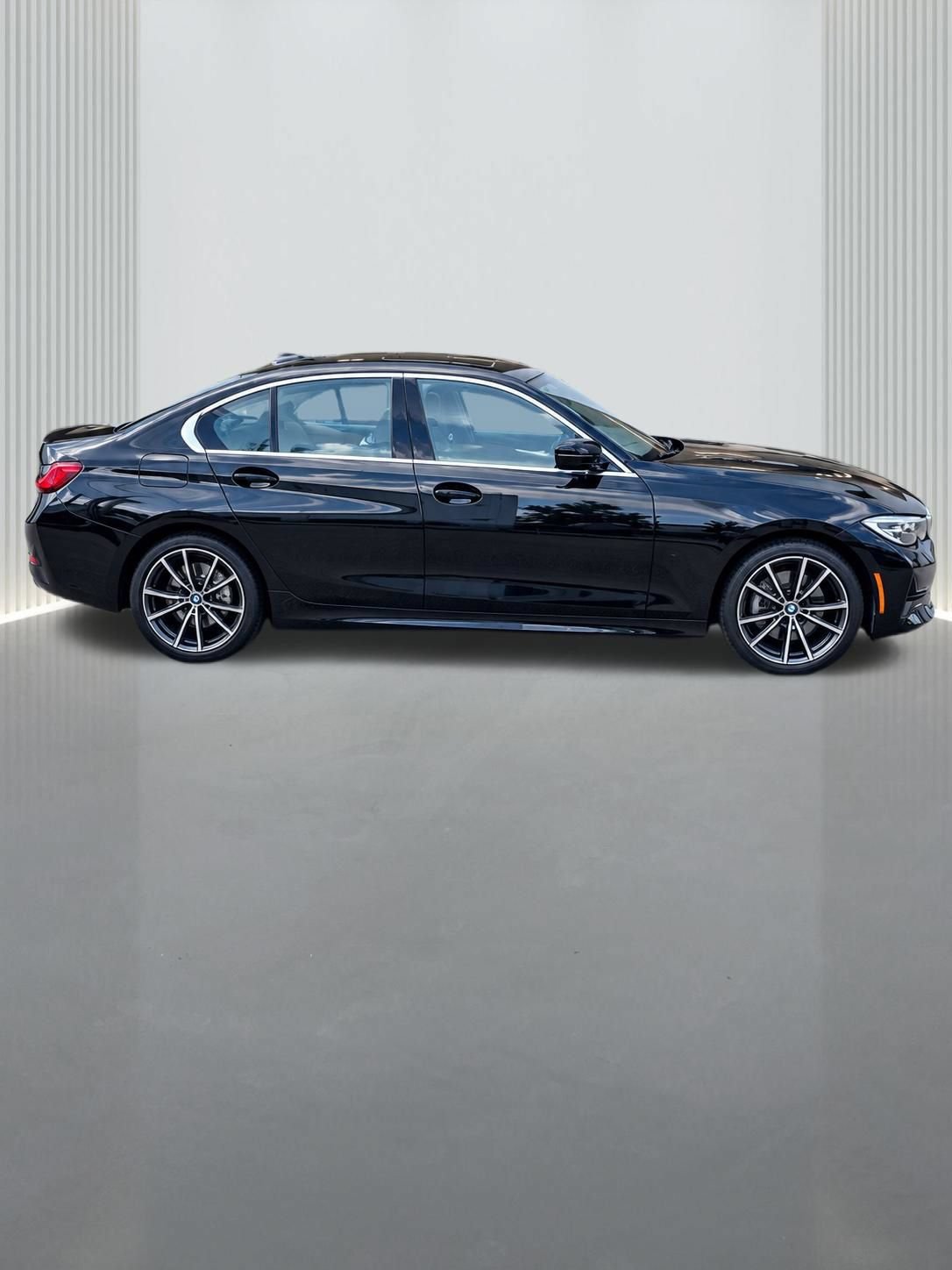Used 2020 BMW 330i Sedan w/ Driving Assistance Package RWD image 6