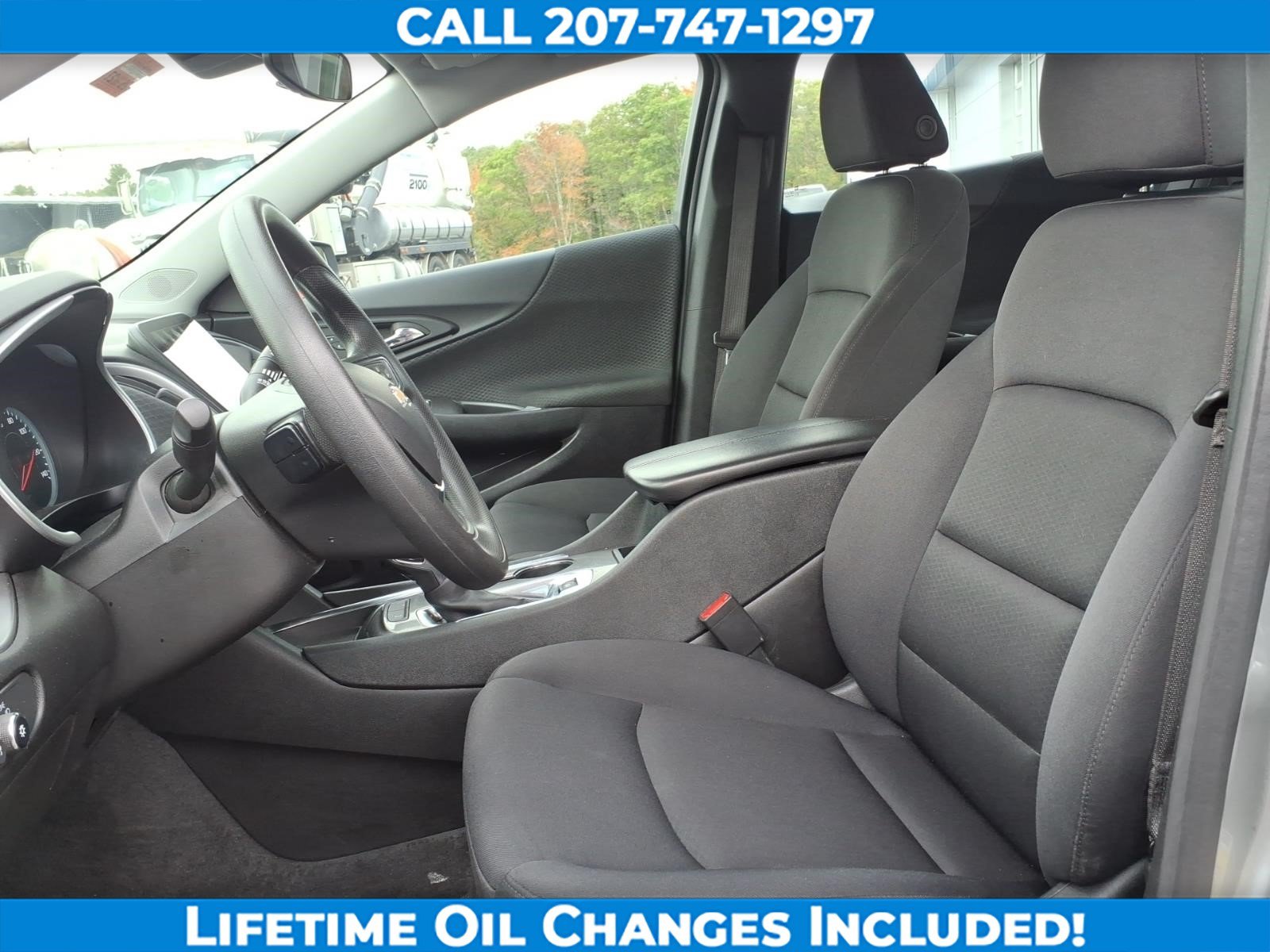 Used 2025 Chevrolet Malibu LT FWD image 16