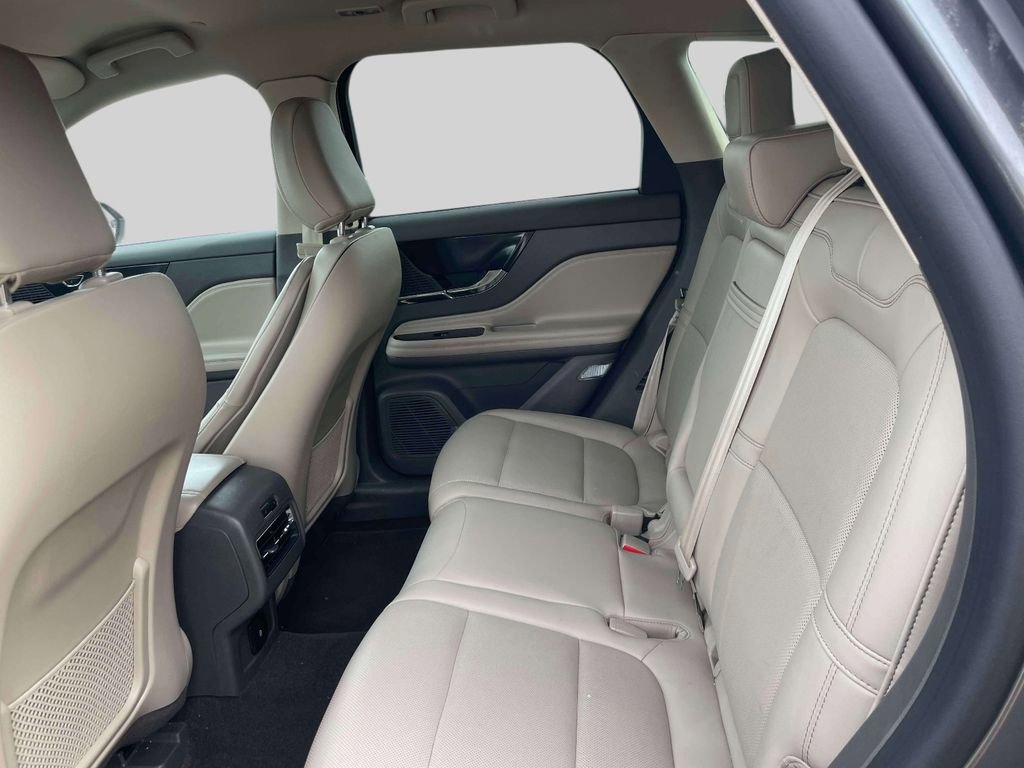 Used 2022 Lincoln Corsair AWD w/ Equipment Group 101A image 12