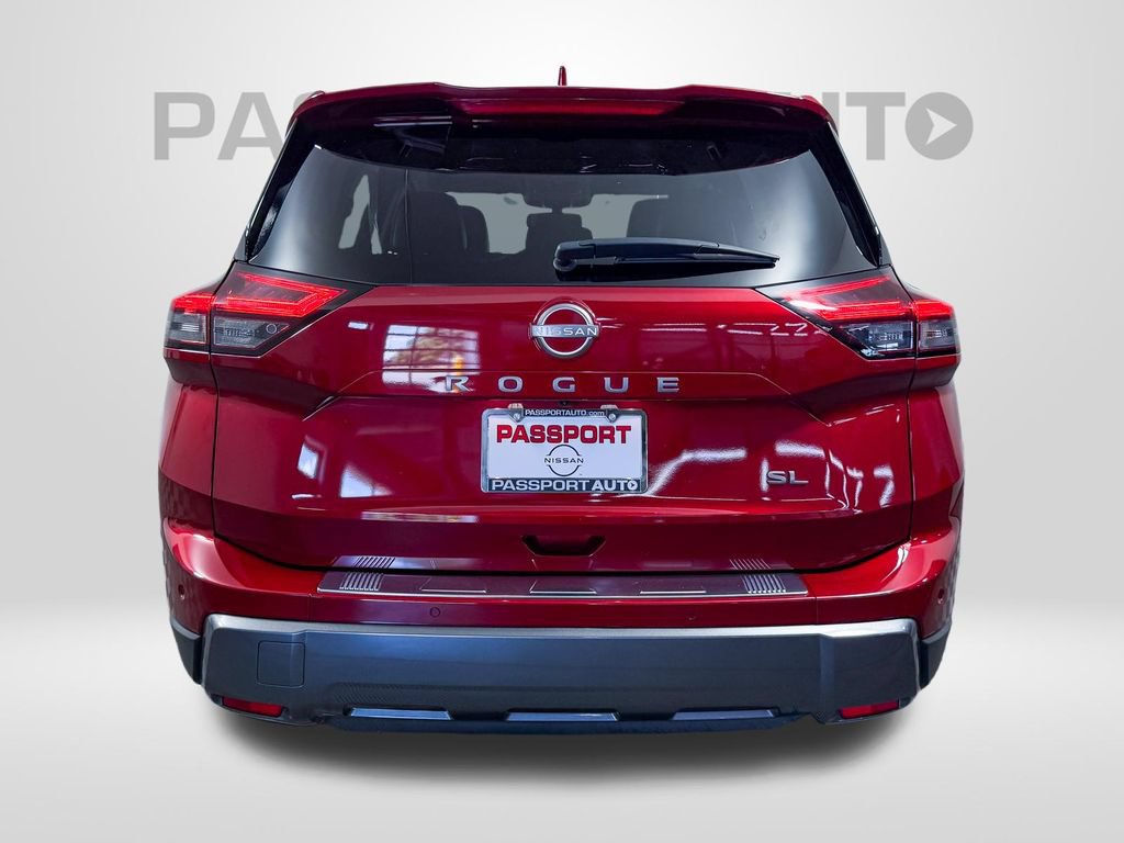 Certified 2024 Nissan Rogue SL FWD image 7