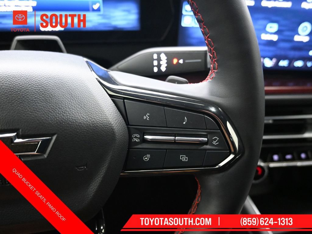 Used 2024 Chevrolet Traverse RS AWD/4WD image 17