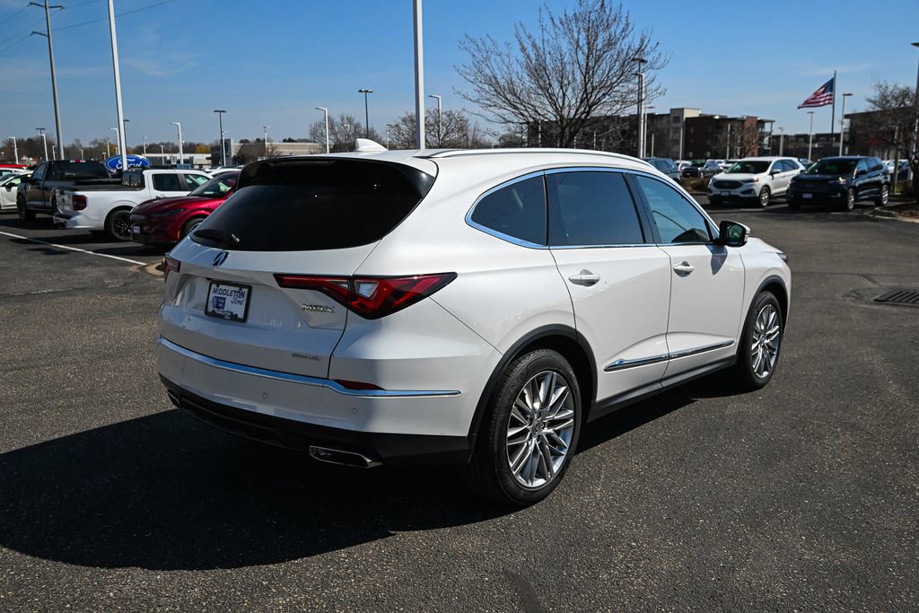 Used 2023 Acura MDX SH-AWD w/ Advance Package image 5
