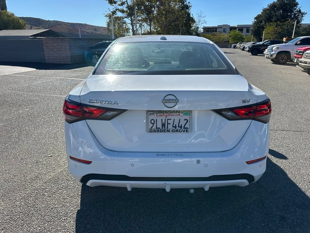 Used 2024 Nissan Sentra SV FWD image 3