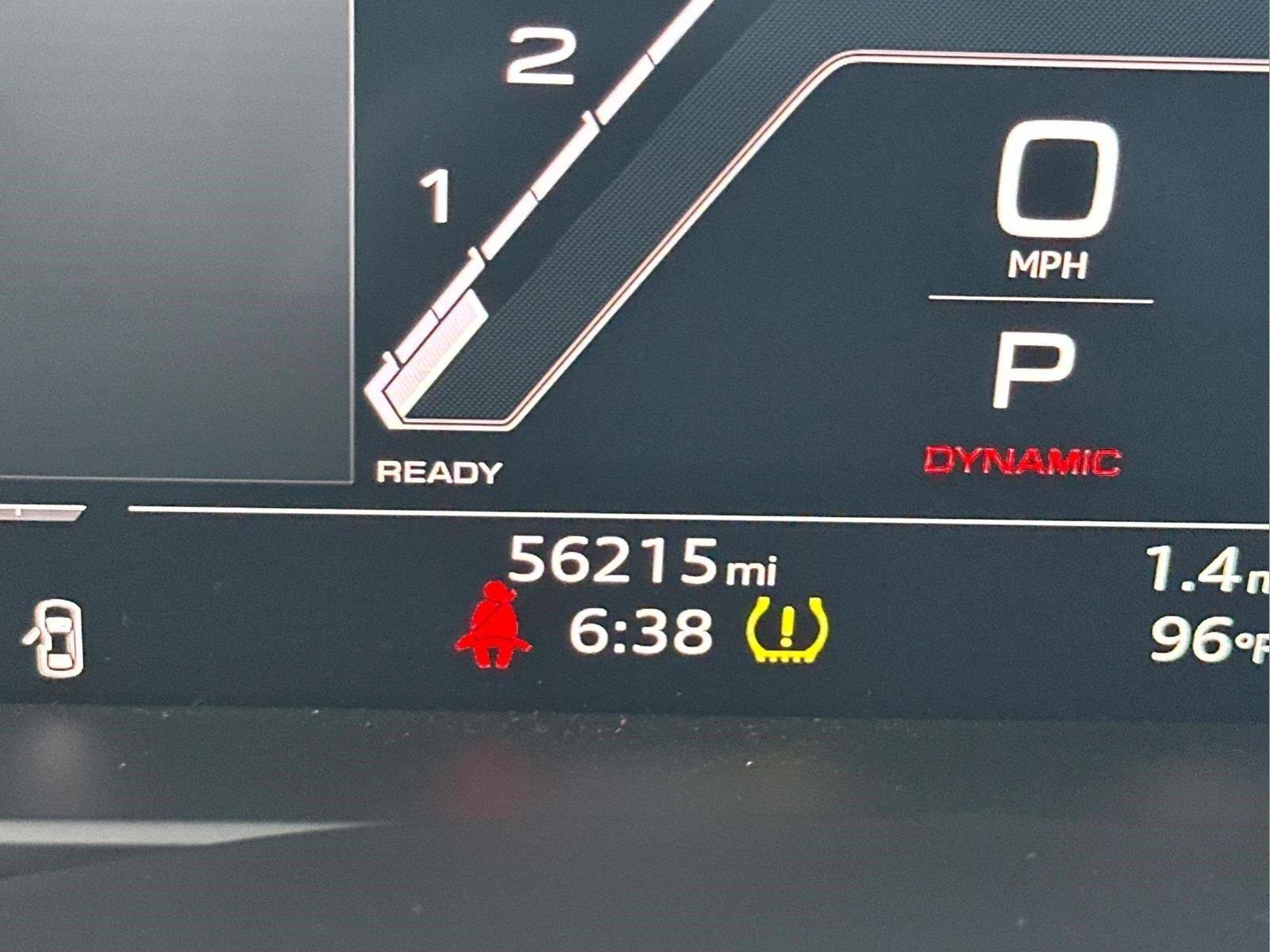 Used 2021 Audi RS Q8 AWD/4WD image 28