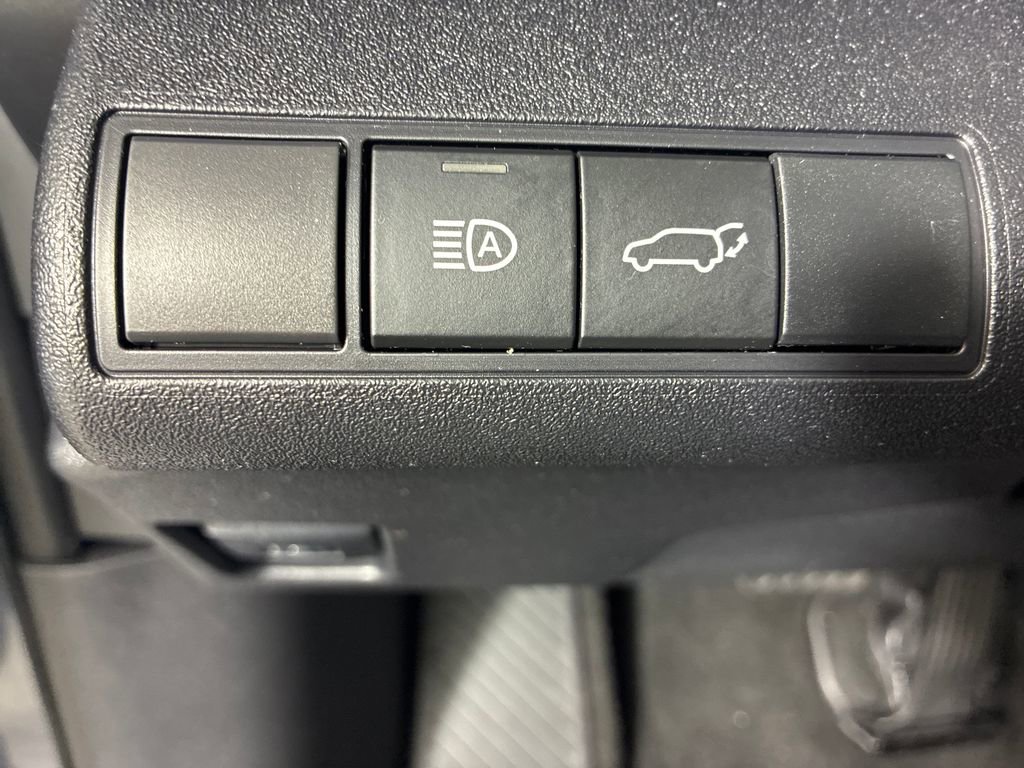 Certified 2023 Subaru Solterra AWD image 25