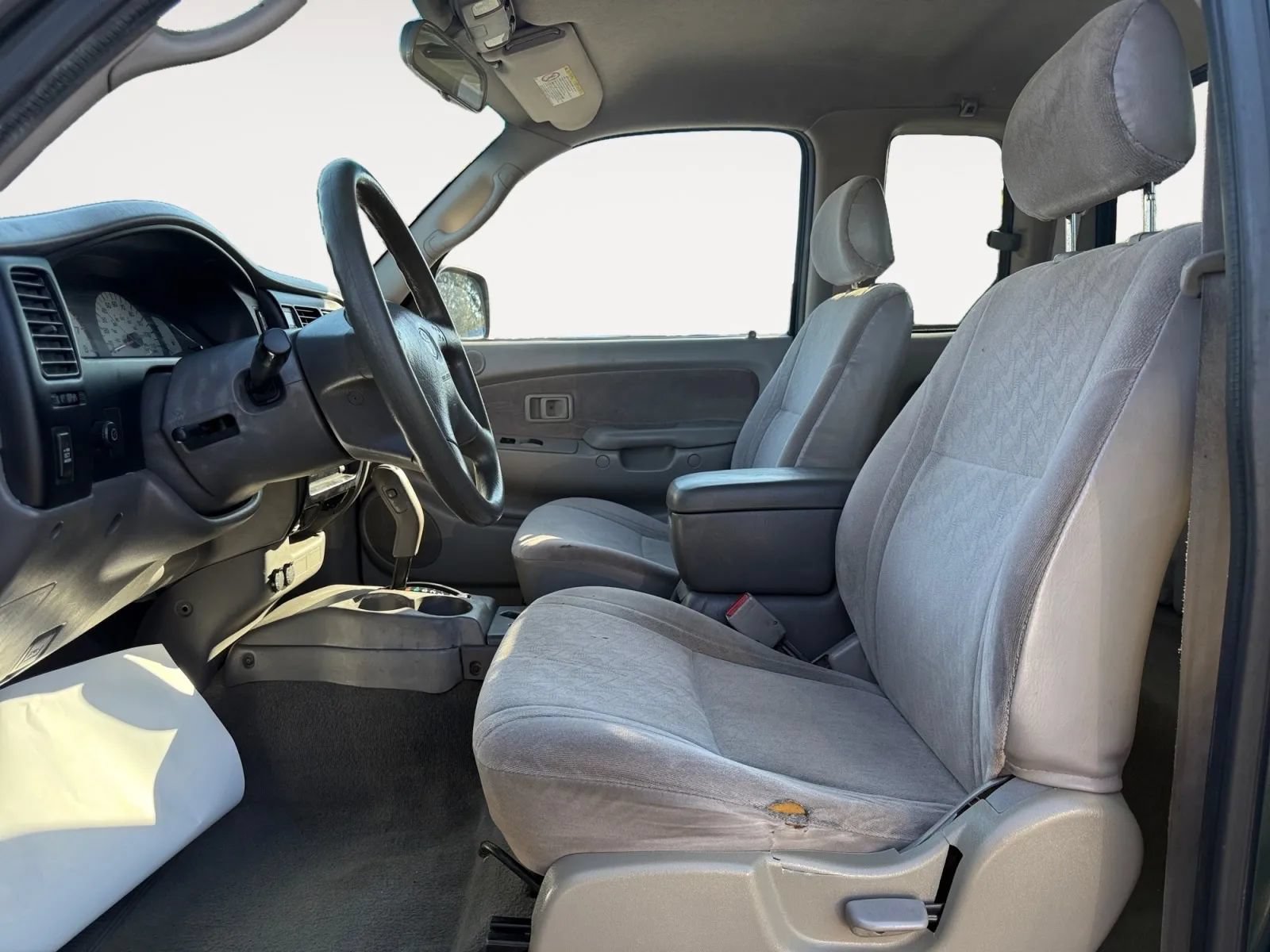 Used 2002 Toyota Tacoma PreRunner RWD image 8
