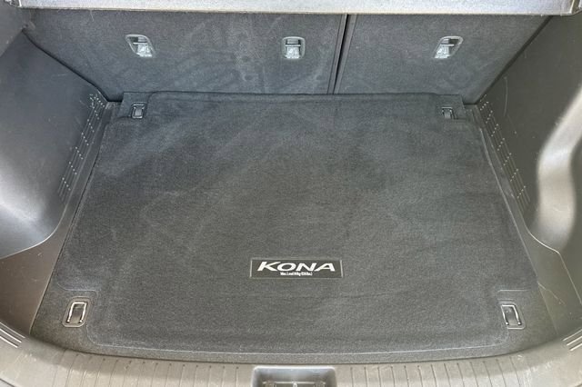 Used 2023 Hyundai Kona SE FWD image 17