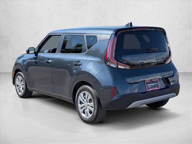 Used 2023 Kia Soul LX FWD image 8