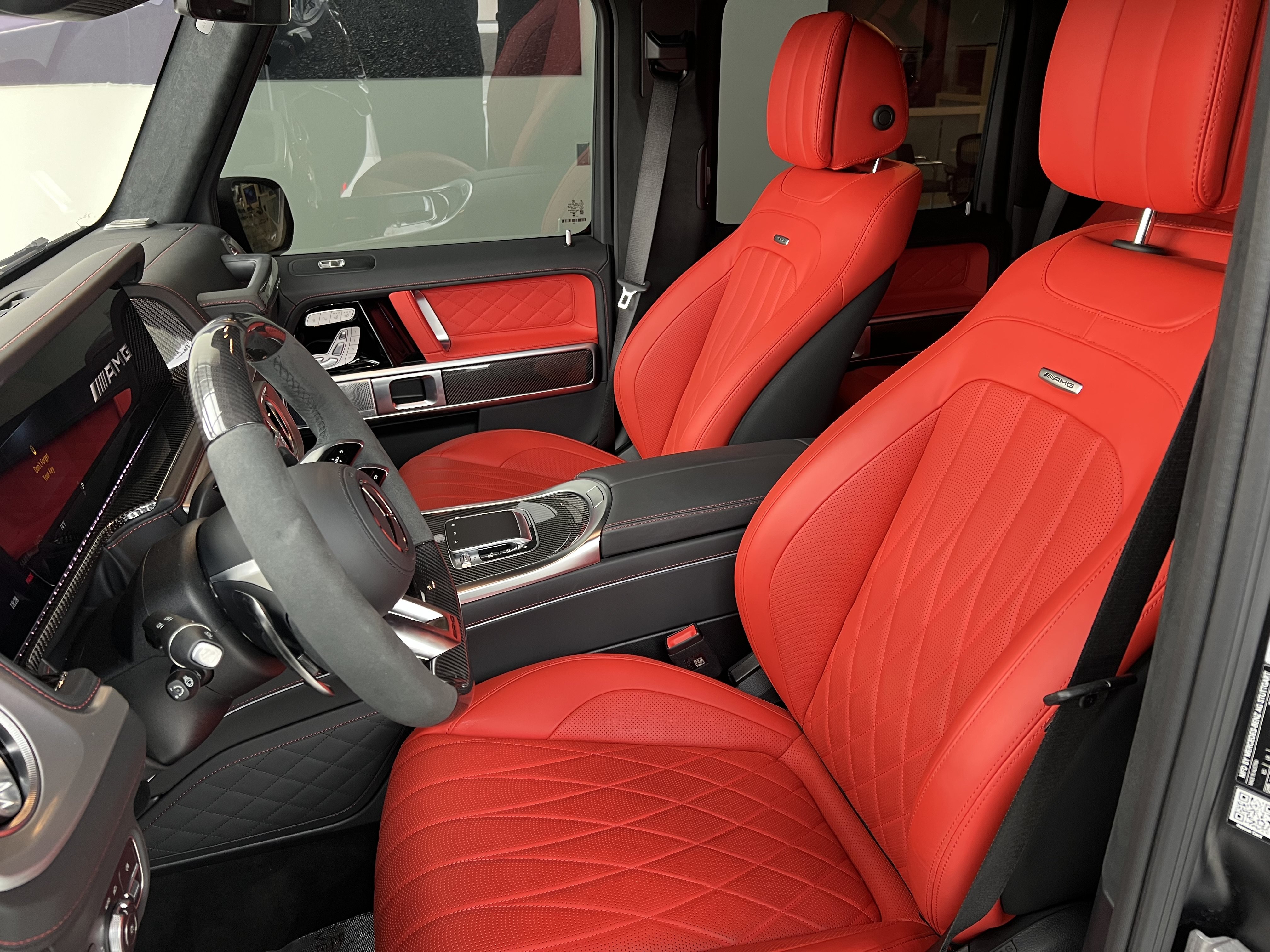 Used 2025 Mercedes-Benz G 63 AMG 4MATIC image 13