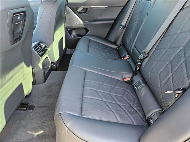 New 2026 BMW i5 eDrive40 w/ M Sport Package image 16