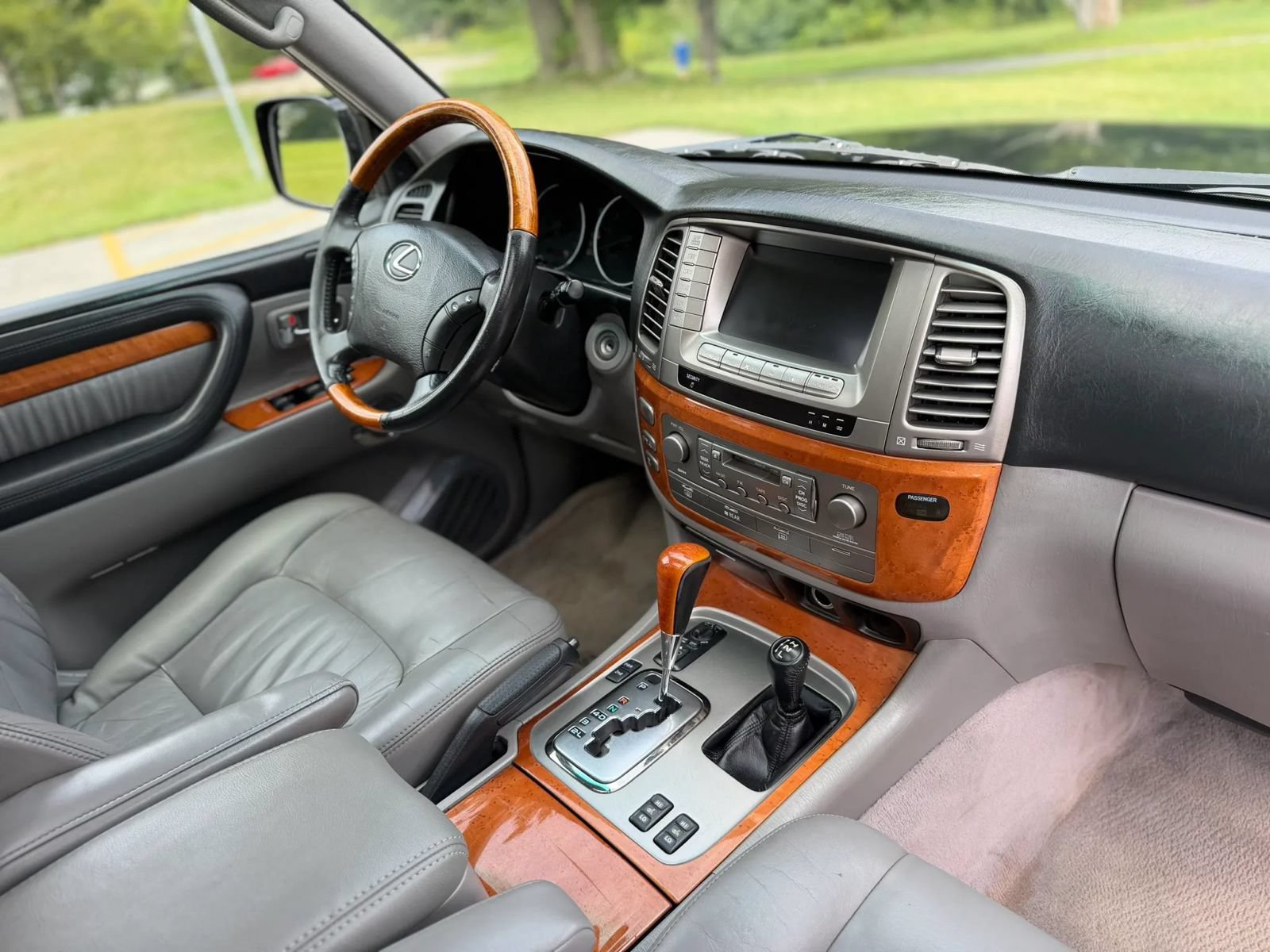 Used 2007 Lexus LX 470 4WD image 70