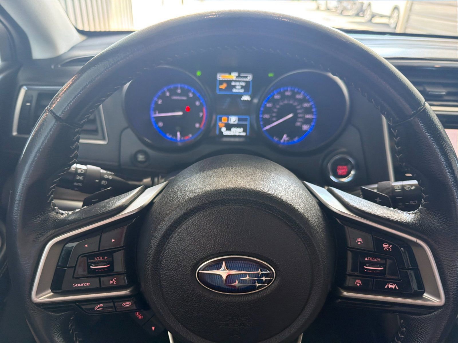 Used 2018 Subaru Outback 3.6R Limited AWD/4WD image 27