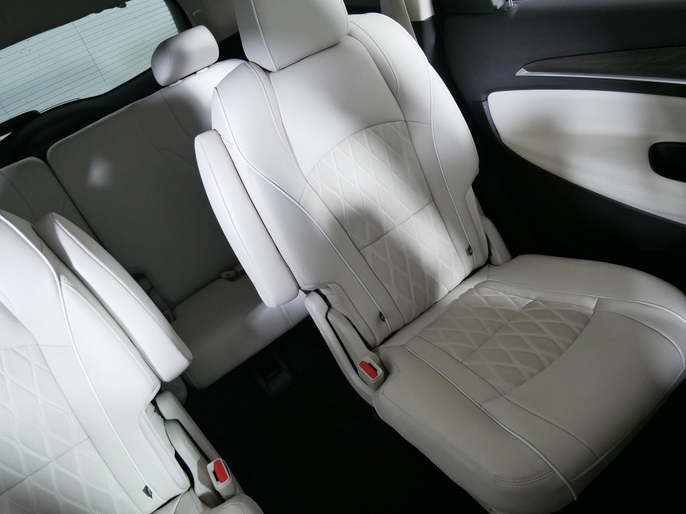 Certified 2023 Buick Enclave Avenir w/ Avenir Technology Package AWD/4WD image 14