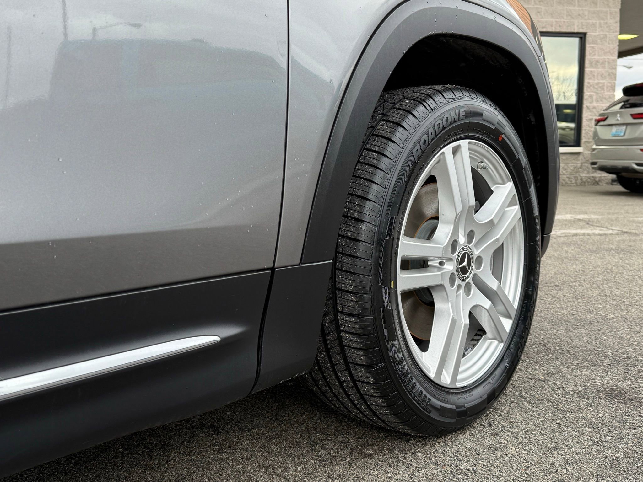 Used 2020 Mercedes-Benz GLB 250 4MATIC image 17
