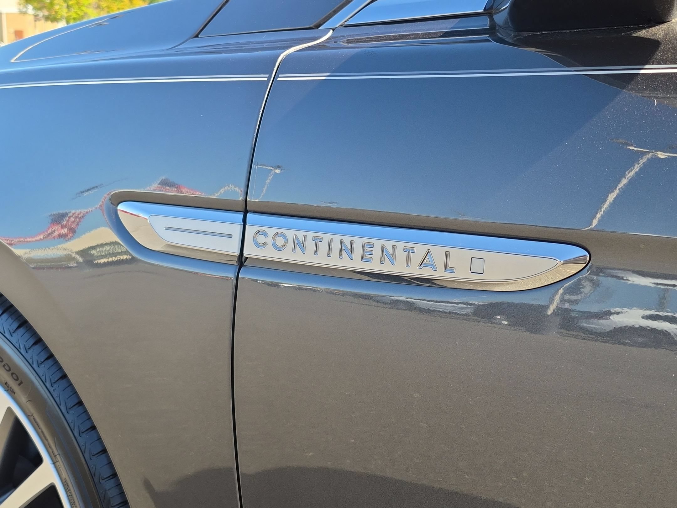 Used 2017 Lincoln Continental Select AWD/4WD image 31