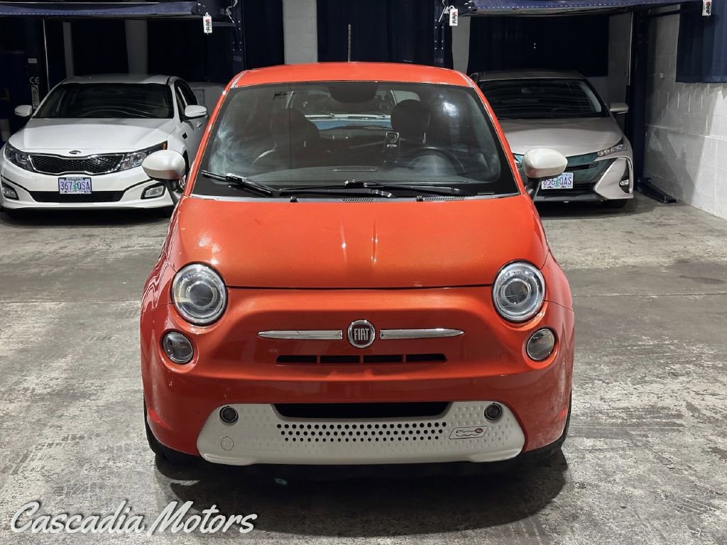 Used 2015 FIAT 500 e FWD image 3