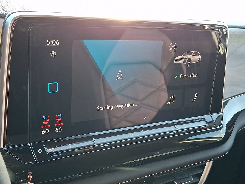 Used 2025 Volkswagen Atlas SE AWD/4WD image 19