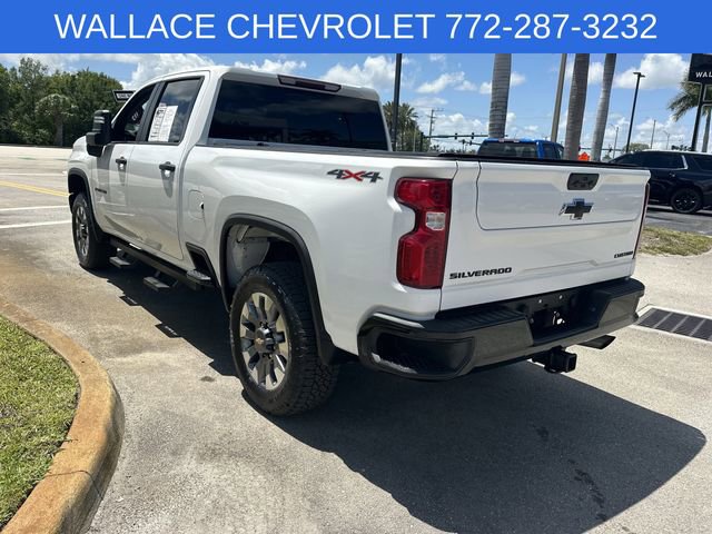 Used 2022 Chevrolet Silverado 2500 Custom w/ Custom Value Package AWD/4WD image 12