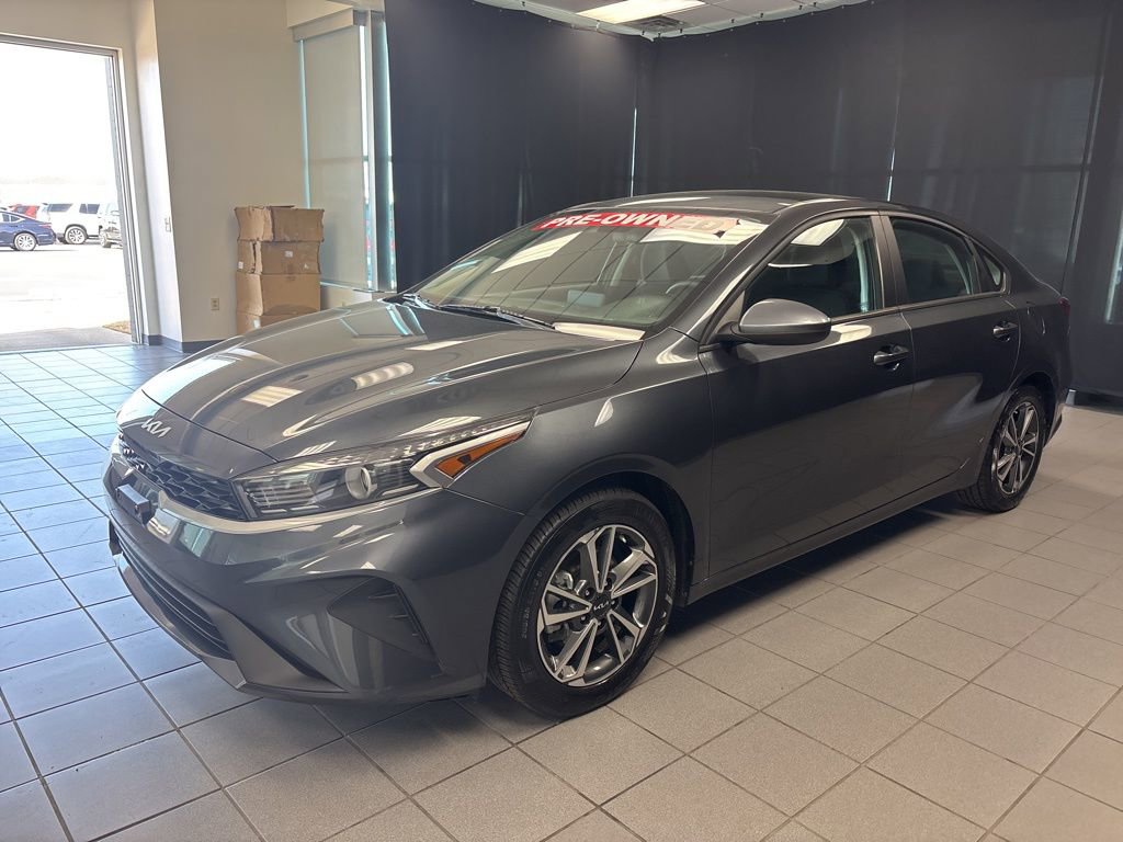 Used 2023 Kia Forte LXS FWD image 6