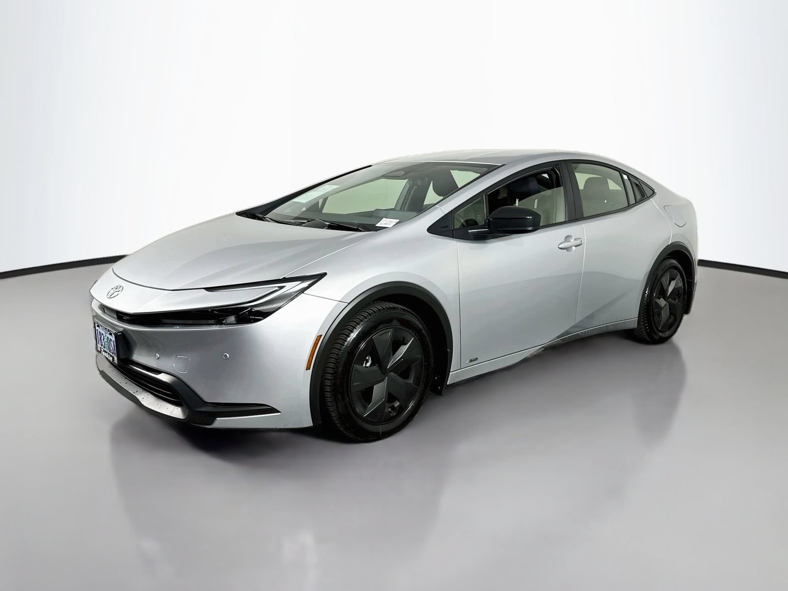 Used 2025 Toyota Prius Limited AWD/4WD image 3