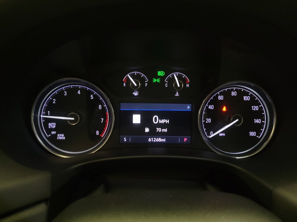 Used 2020 Buick Enclave Premium w/ Sun and Sites Package FWD image 23