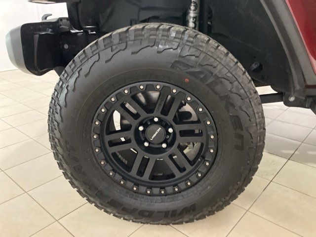 Used 2021 Jeep Gladiator Willys image 32