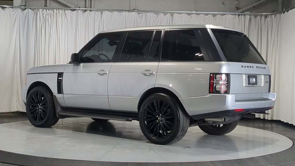 Used 2012 Land Rover Range Rover Supercharged AWD/4WD image 7