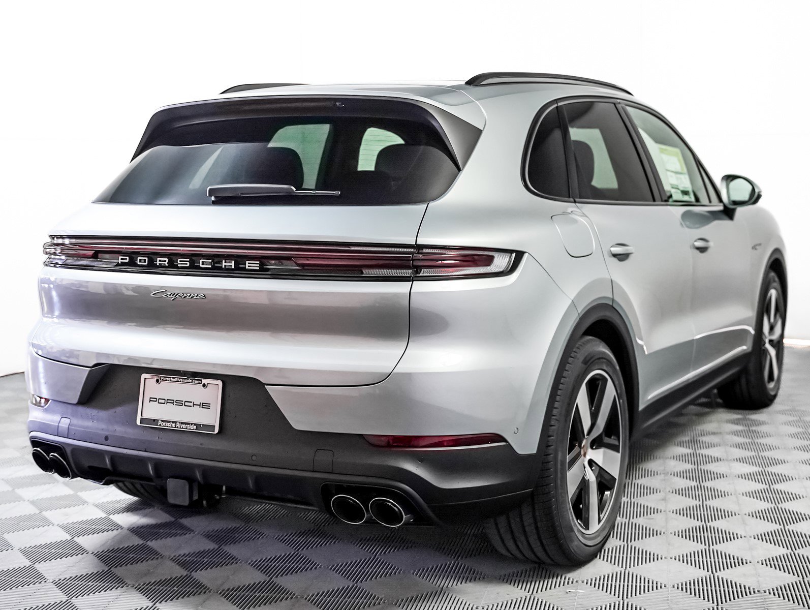 New 2026 Porsche Cayenne E-Hybrid image 10