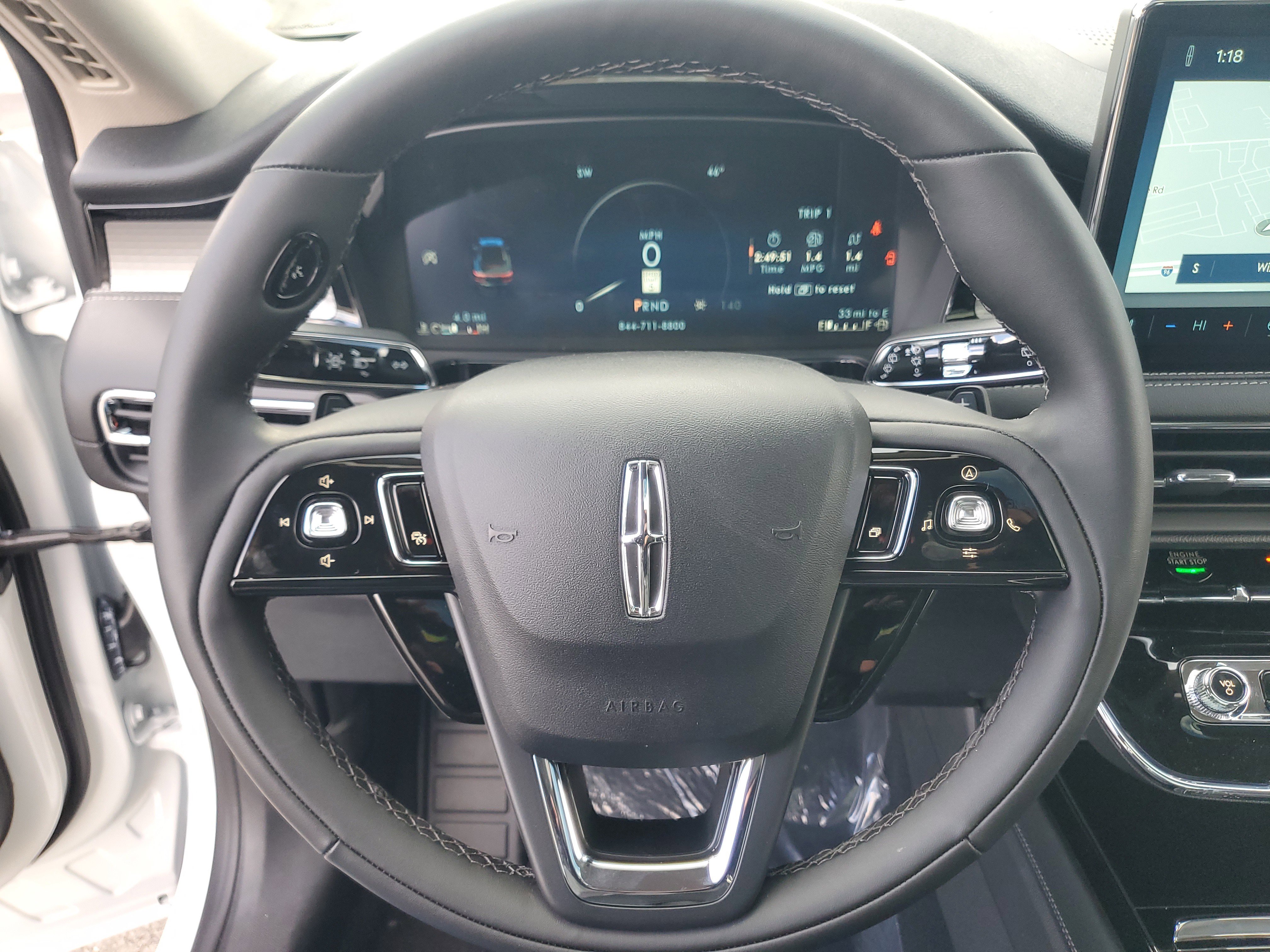 New 2026 Lincoln Corsair Premiere image 16