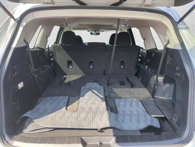 Used 2019 Subaru Ascent Premium AWD/4WD image 10