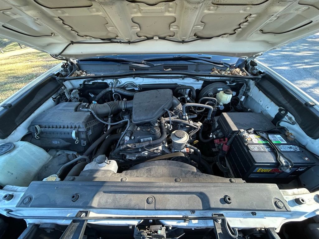 Used 2016 Toyota Tacoma SR image 11