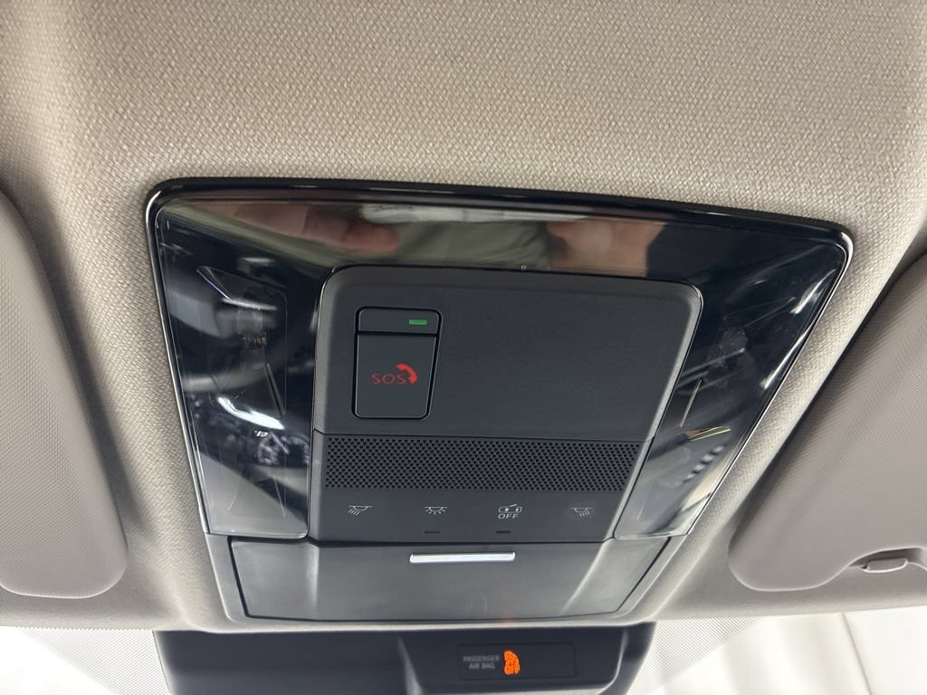 Used 2025 Mitsubishi Outlander AWD image 20