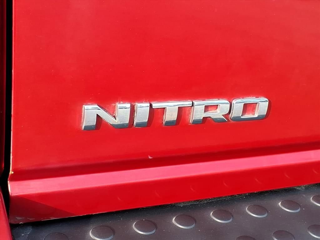 Used 2008 Dodge Nitro SXT w/ Sun & Wheels Group image 9