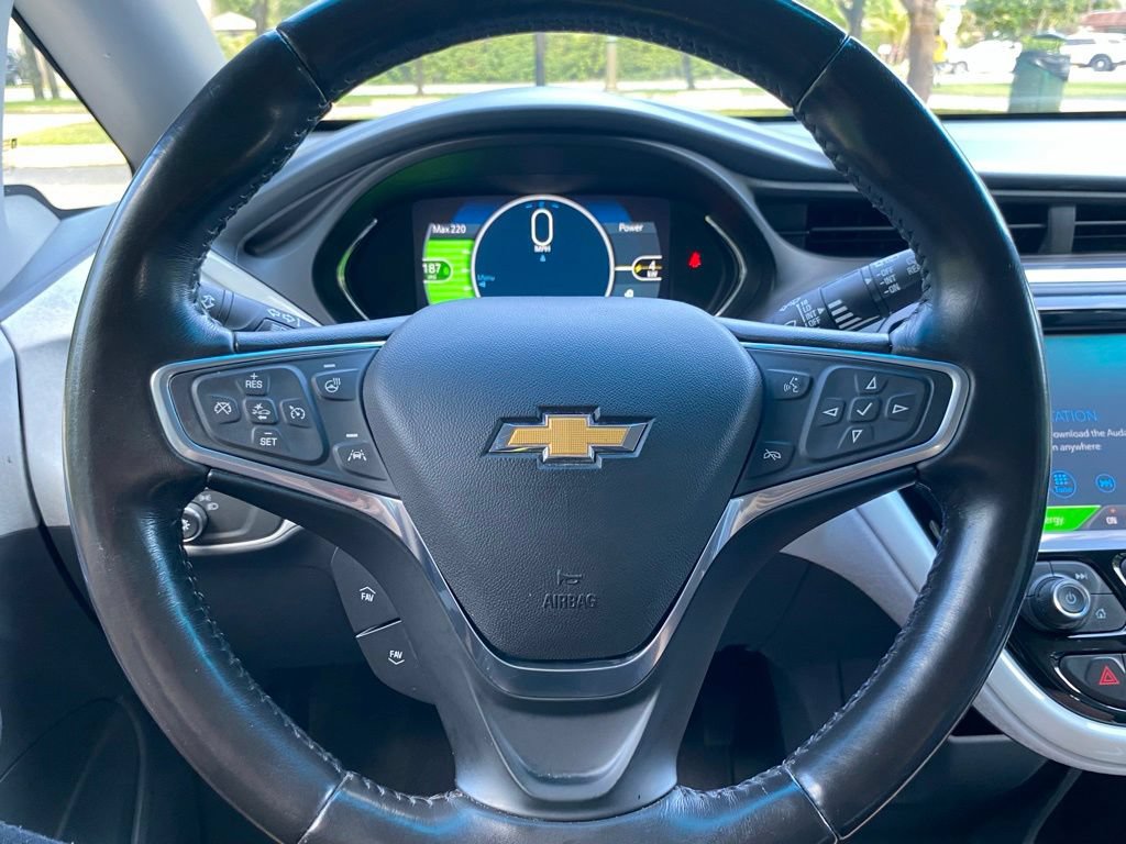 Used 2018 Chevrolet Bolt Premier w/ Driver Confidence II Package FWD image 21