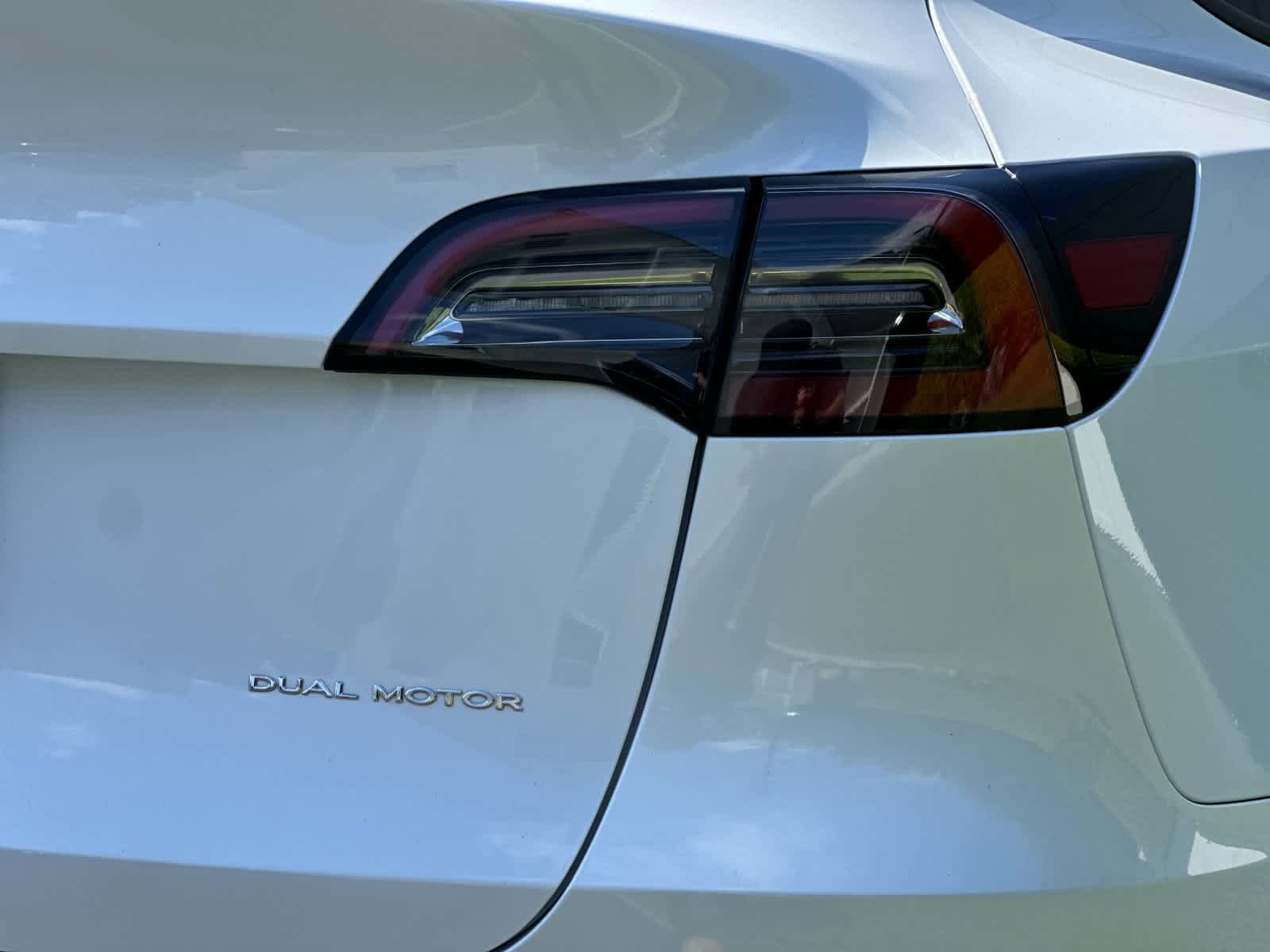 Used 2024 Tesla Model Y Long Range image 30