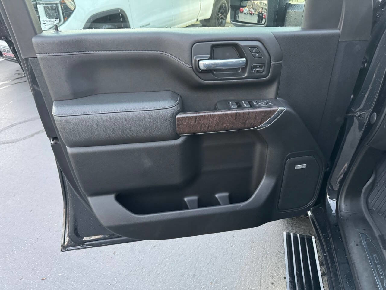 Used 2021 GMC Sierra 2500 Denali w/ Denali Ultimate Package image 18