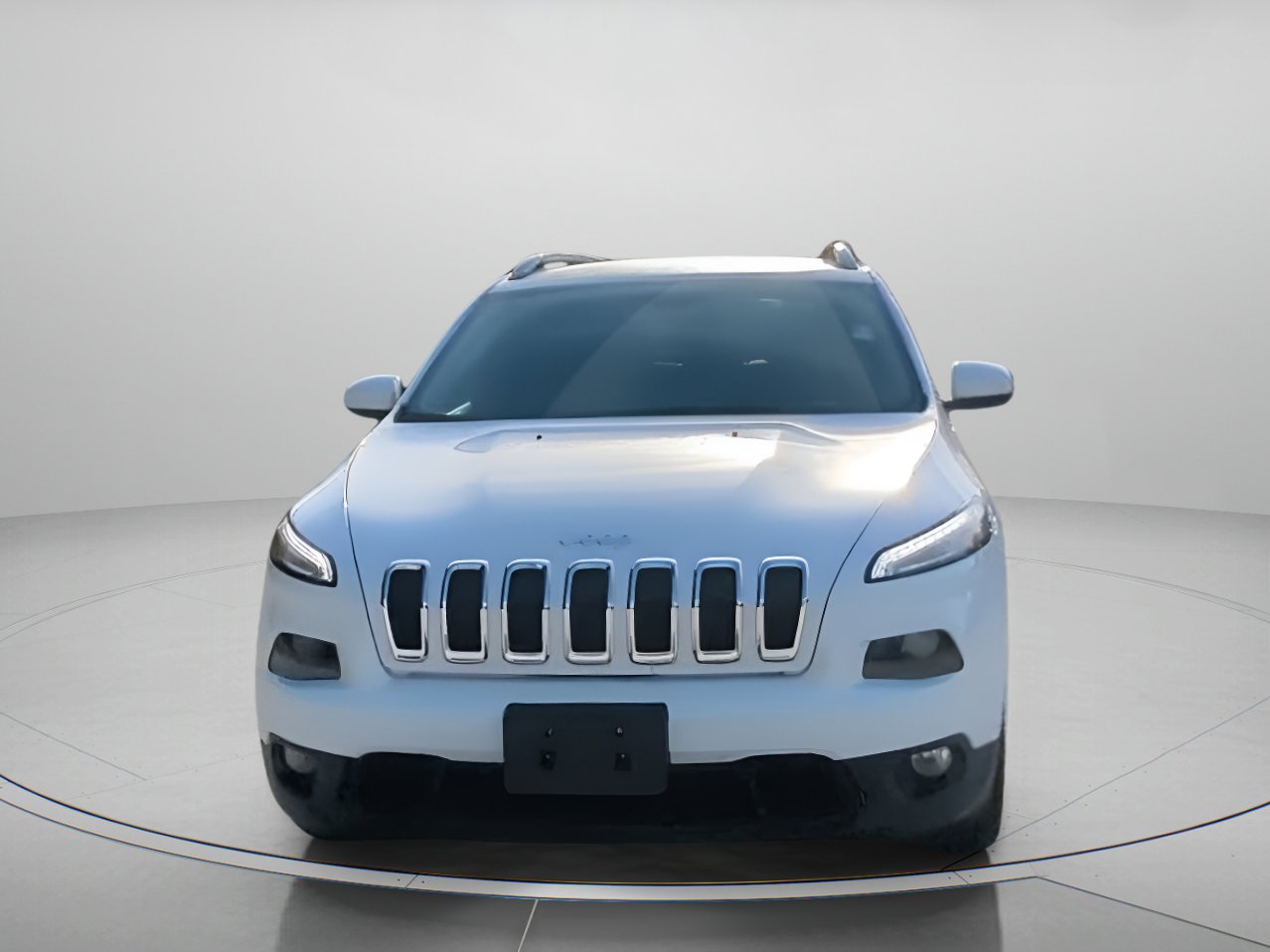 Used 2018 Jeep Cherokee Latitude w/ Safety Group FWD image 8