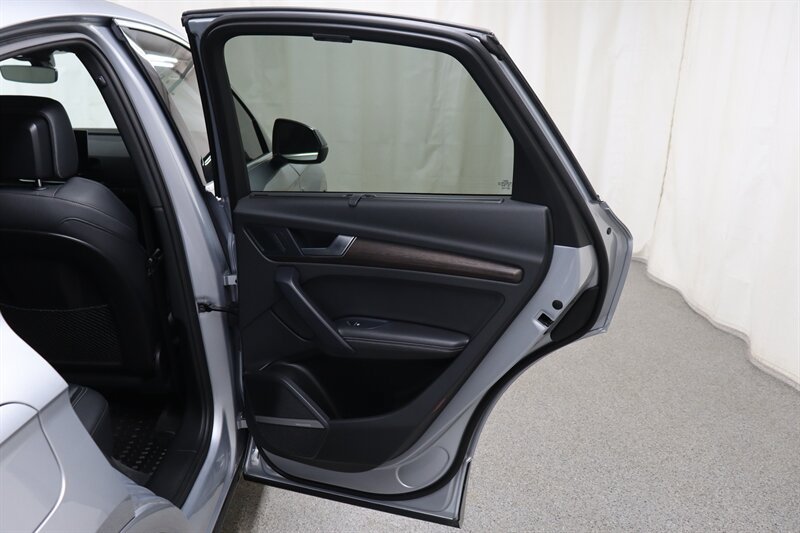 Used 2022 Audi Q5 2.0T Prestige AWD/4WD image 37