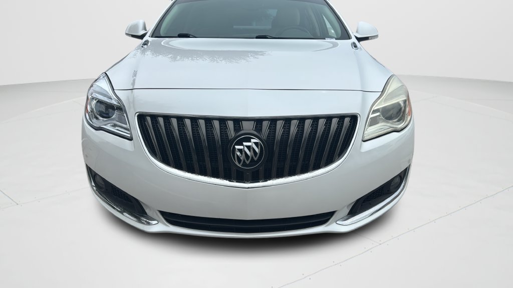 Used 2017 Buick Regal Premium FWD image 36